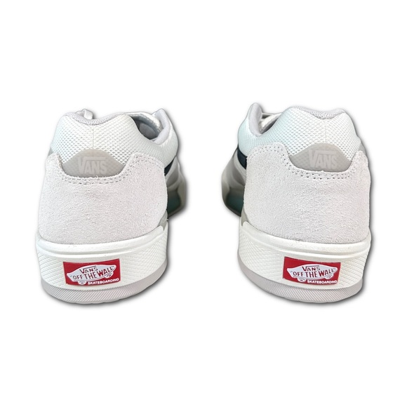 Vans Skate AVE 2.0 White Black UltimateWaffle
Men’s 11.5 Pro Skate Shoes - Picture 6 of 7